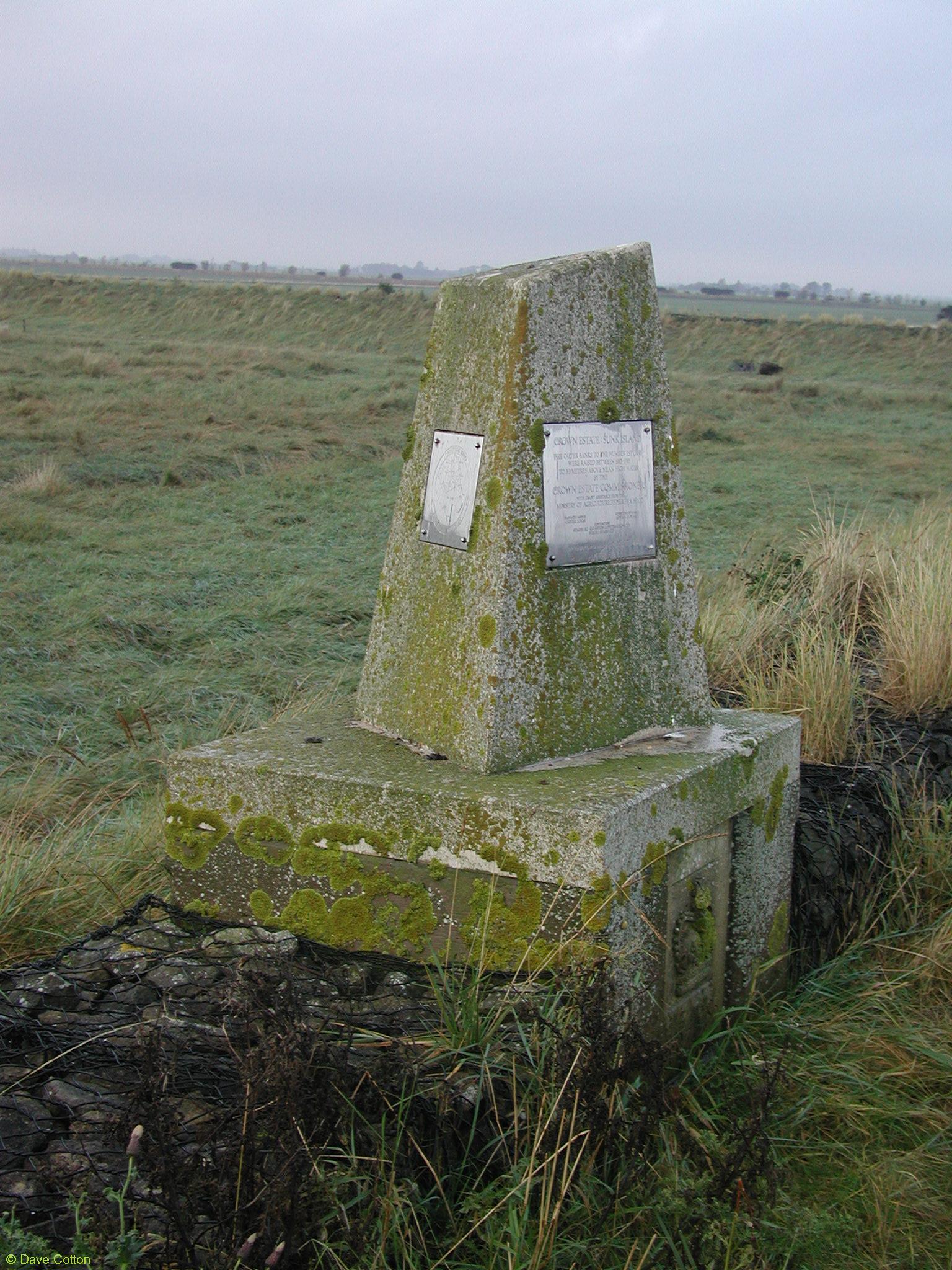 Greenwich Meridian Marker; England; East Yorkshire; Sunk Island